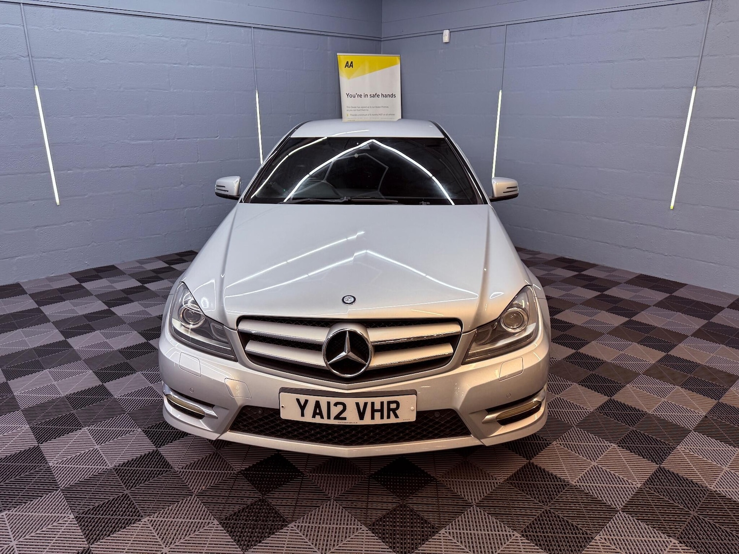 Used Mercedes-Benz C Class 2012 for sale - 76992454: Photo 7