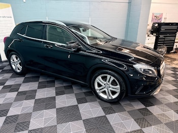 Used Mercedes-Benz GLA 2014 for sale - 76997160: Photo