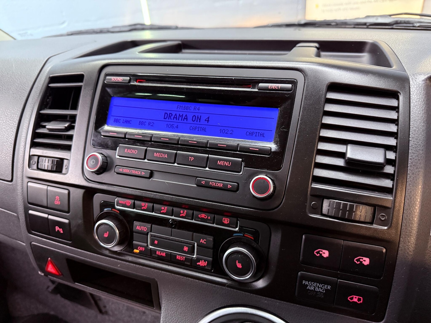 Used Volkswagen Caravelle 2011 for sale - 76306746: Photo 13