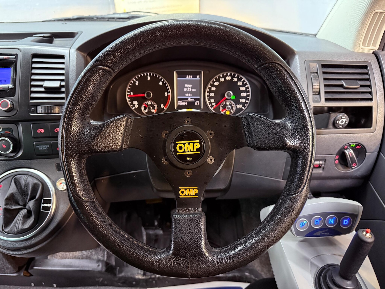 Used Volkswagen Caravelle 2011 for sale - 76306746: Photo 19