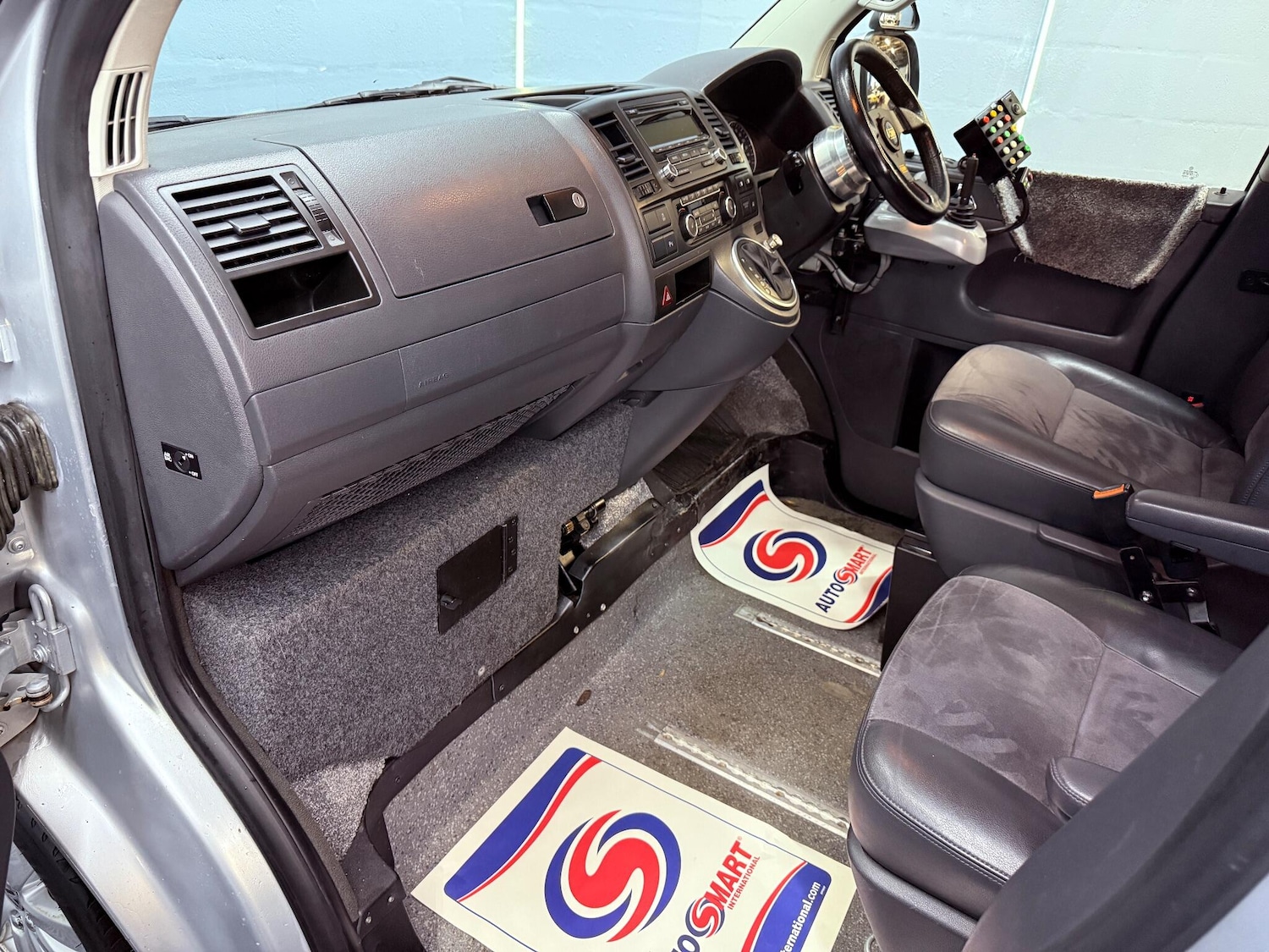 Used Volkswagen Caravelle 2011 for sale - 76306746: Photo 25