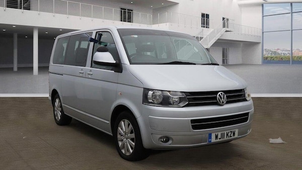 Used Volkswagen Caravelle 2011 for sale - 76306746: Photo 2