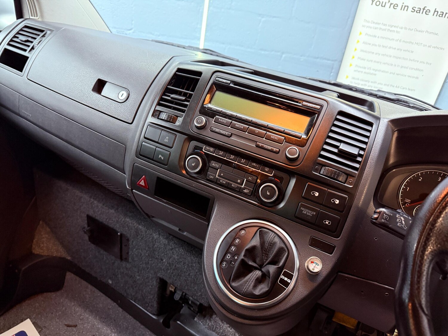 Used Volkswagen Caravelle 2011 for sale - 76306746: Photo 44