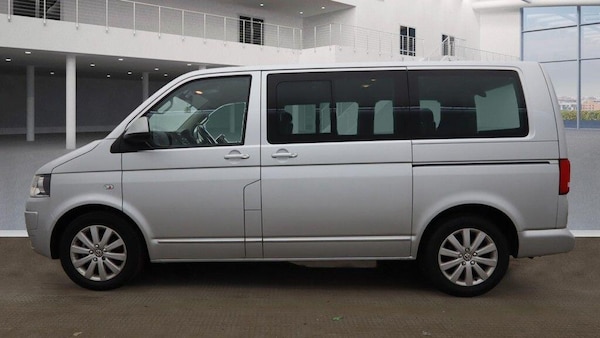 Used Volkswagen Caravelle 2011 for sale - 76306746: Photo 4