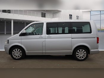 Used Volkswagen Caravelle 2011 for sale - 76306746: Photo 4