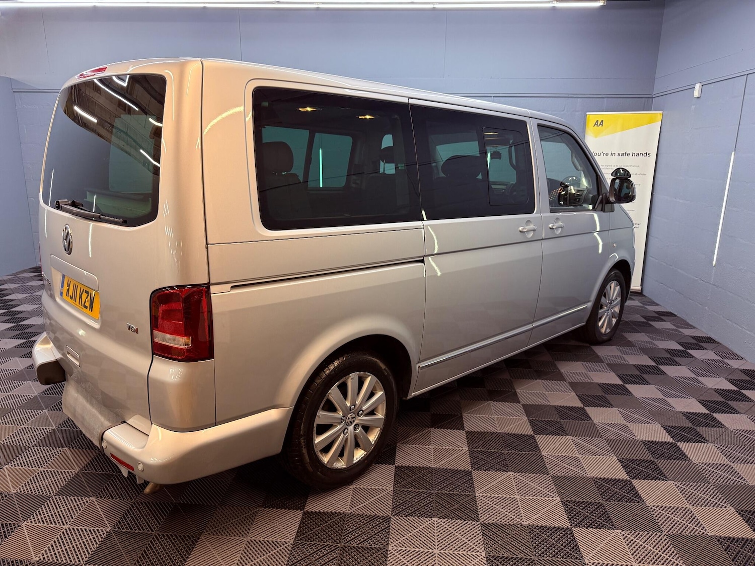 Used Volkswagen Caravelle 2011 for sale - 76306746: Photo 50