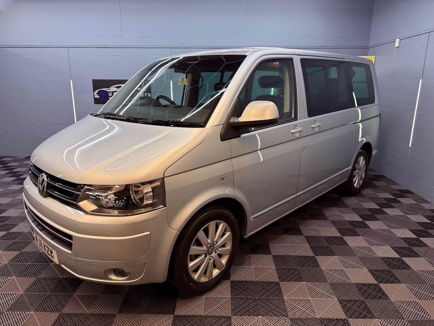 Used Volkswagen Caravelle 2011 for sale - 76306746: Photo 6