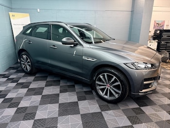 Used Jaguar F-Pace 2017 for sale - 77683466: Photo