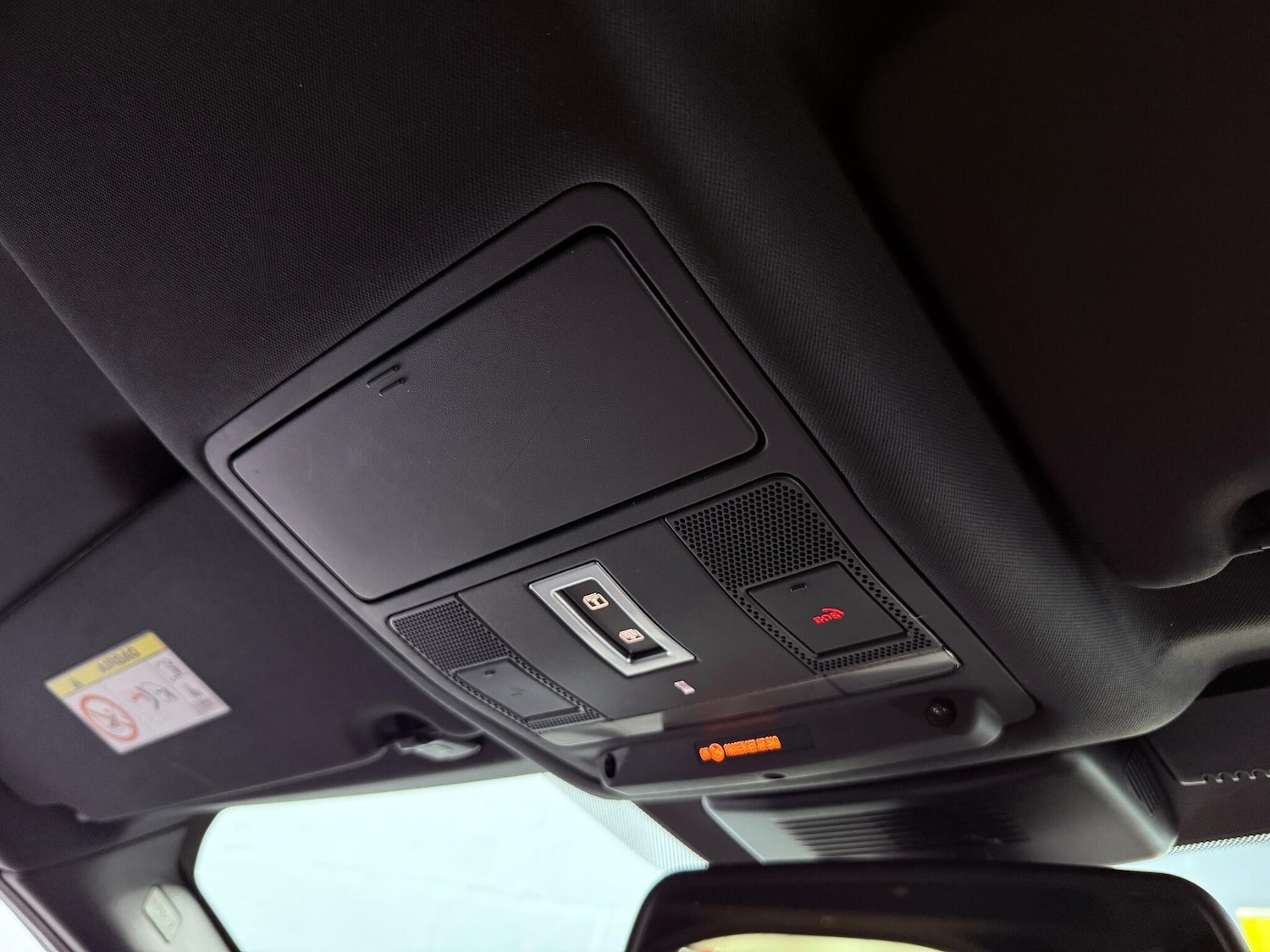 Used Land Rover Discovery Sport 2019 for sale - 76473136: Photo 13