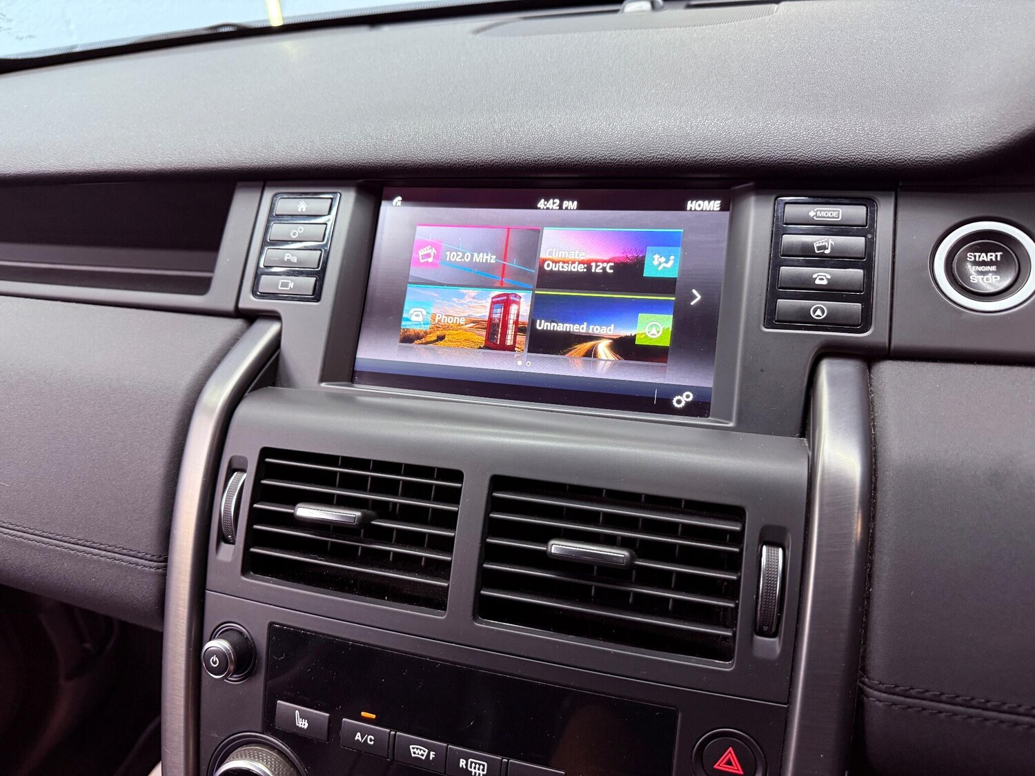 Used Land Rover Discovery Sport 2019 for sale - 76473136: Photo 16