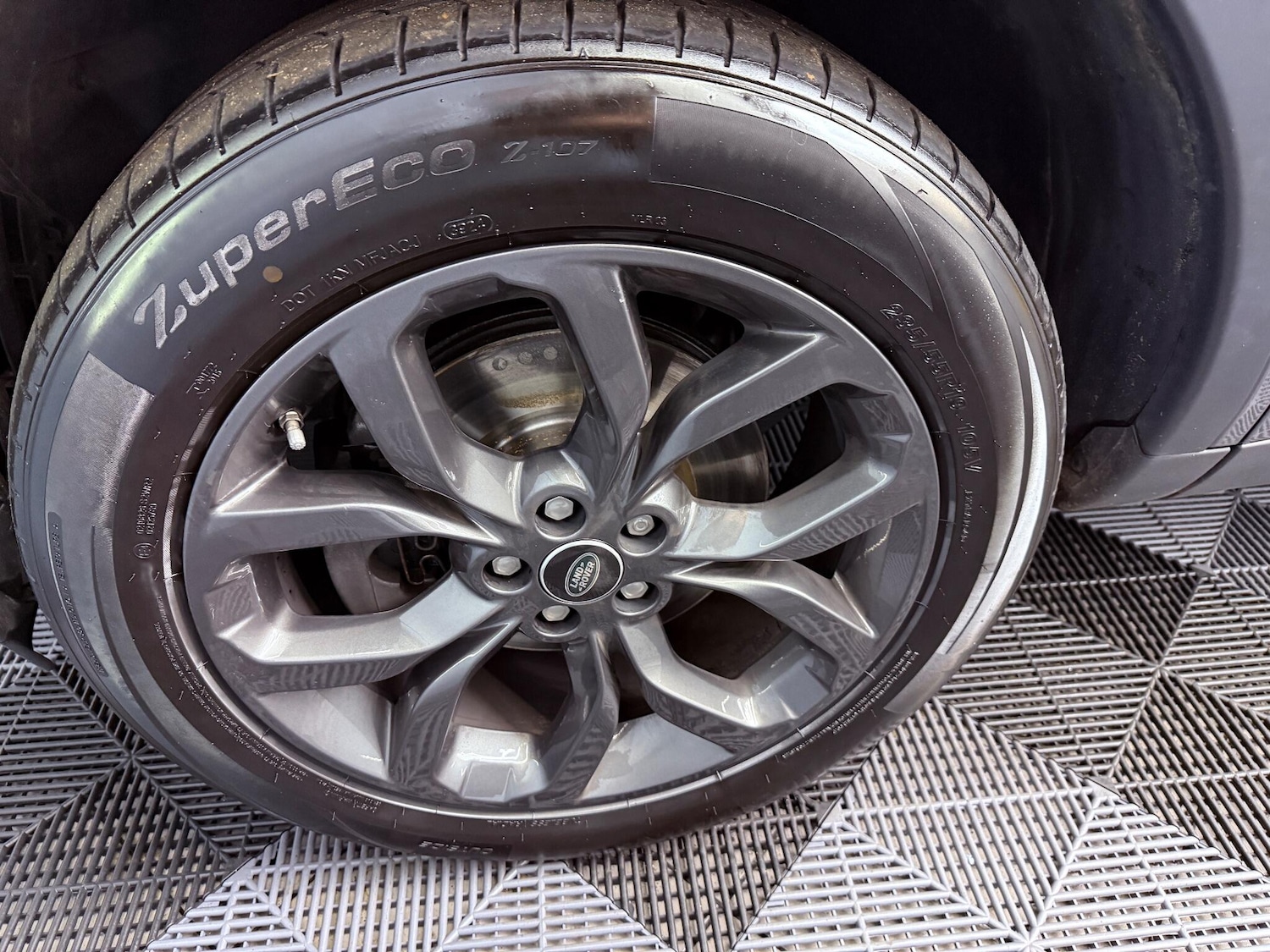 Used Land Rover Discovery Sport 2019 for sale - 76473136: Photo 24