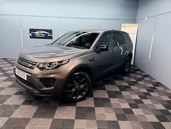 Used Land Rover Discovery Sport 2019 for sale - 76473136: Photo