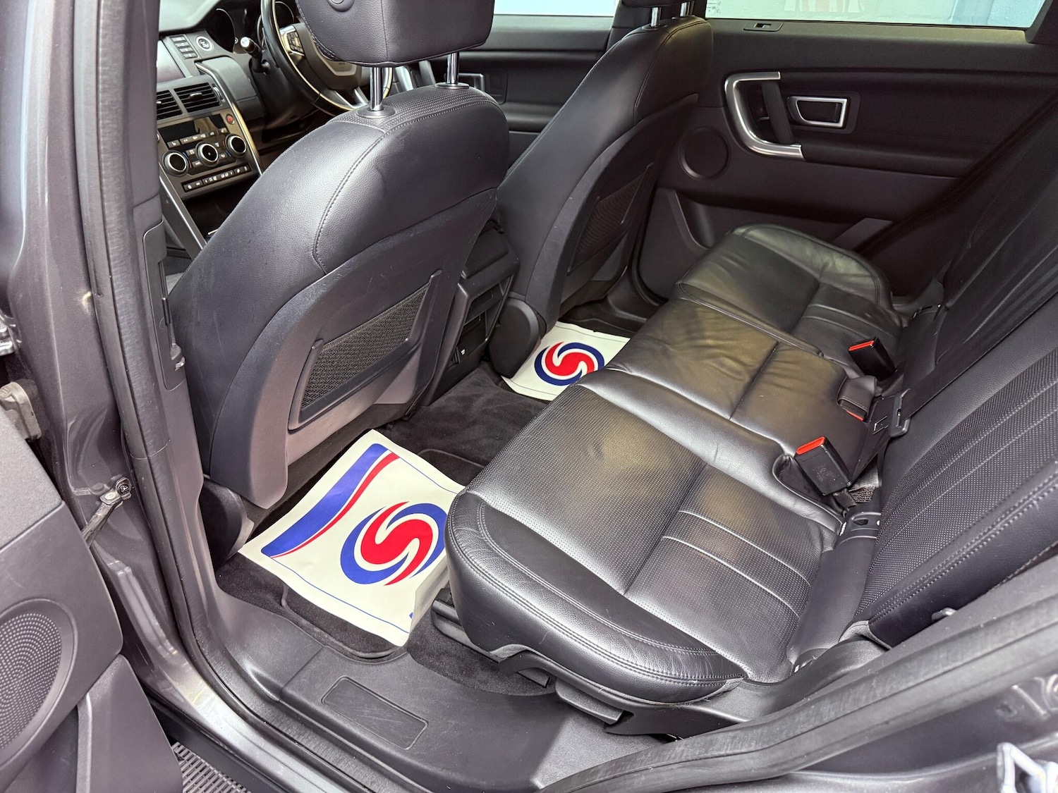 Used Land Rover Discovery Sport 2019 for sale - 76473136: Photo 36