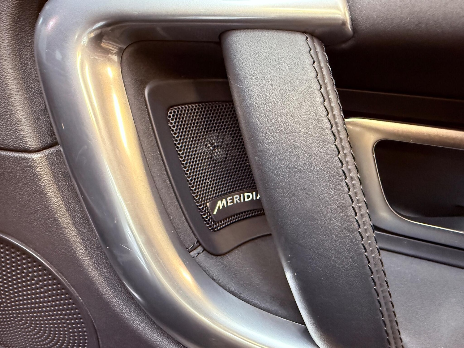 Used Land Rover Discovery Sport 2019 for sale - 76473136: Photo 45