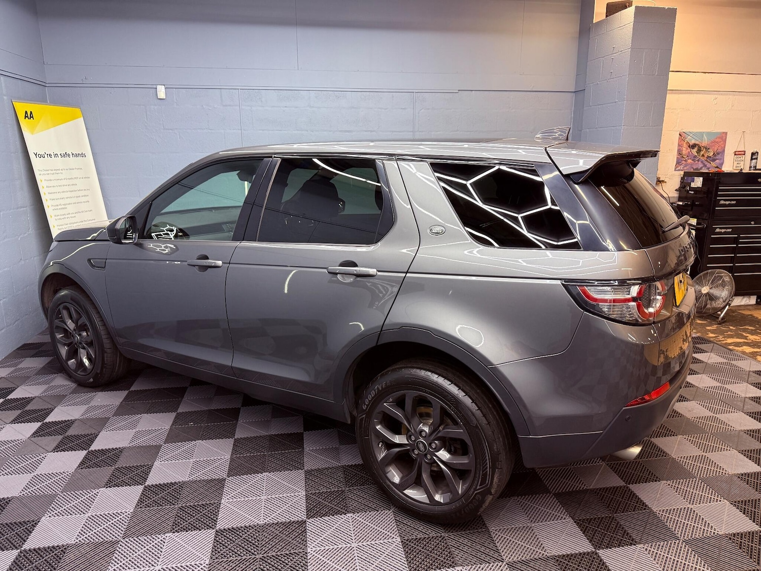 Used Land Rover Discovery Sport 2019 for sale - 76473136: Photo 60