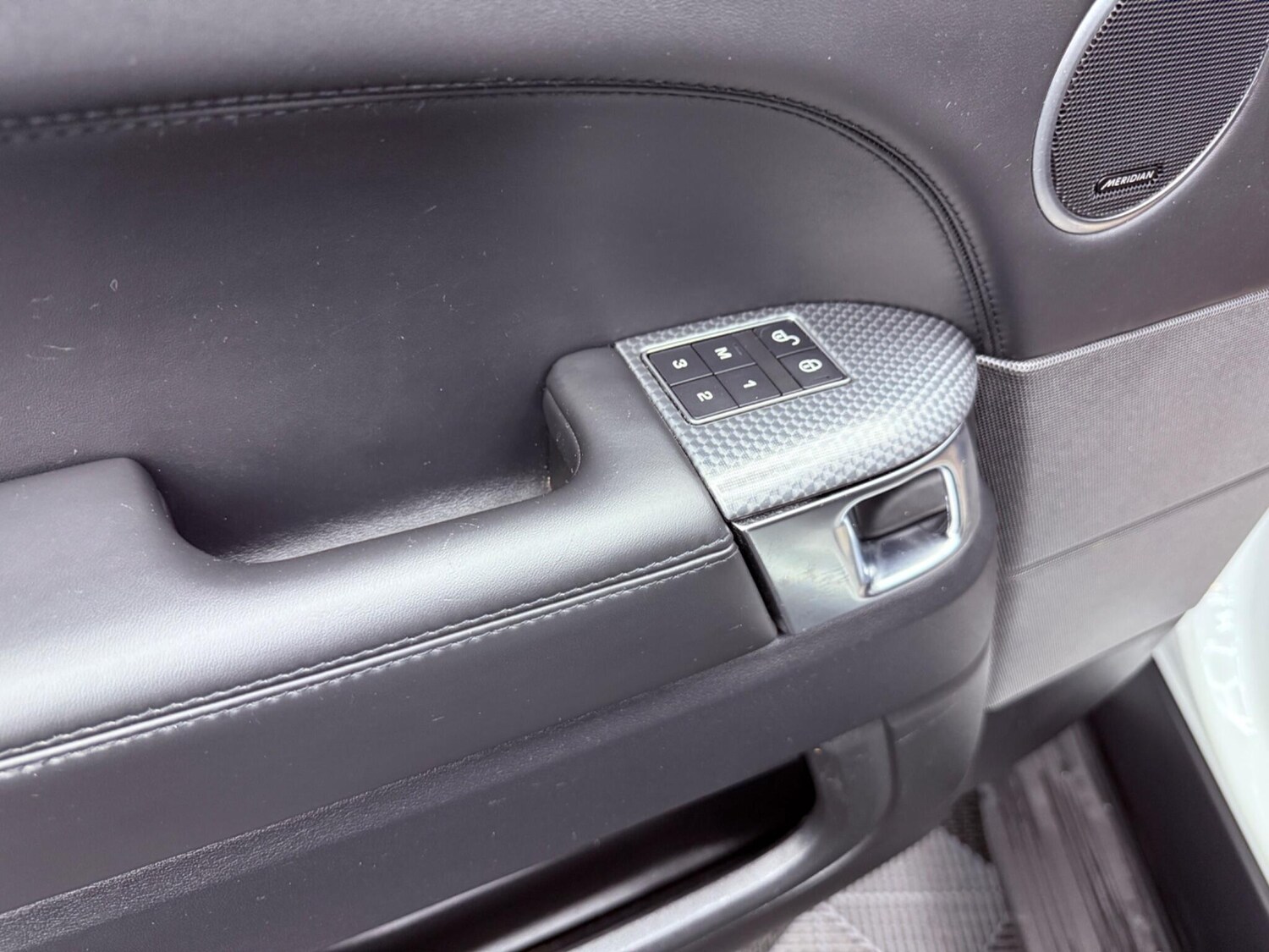 Used Land Rover Range Rover Sport for sale - 77696302: Photo 32