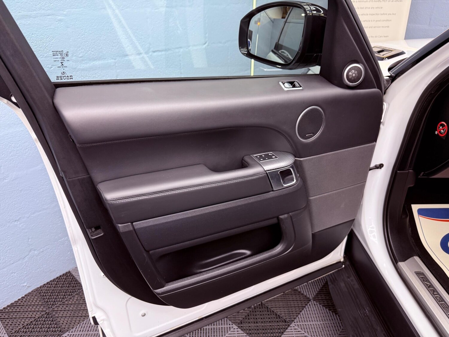 Used Land Rover Range Rover Sport for sale - 77696302: Photo 33