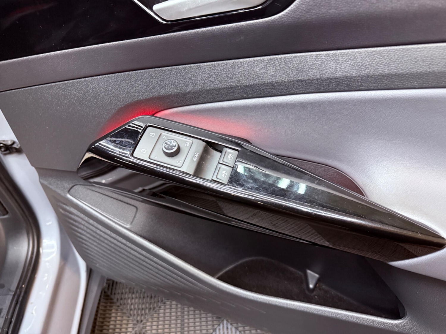 Used Volkswagen ID.4 2022 for sale - 77683725: Photo 55