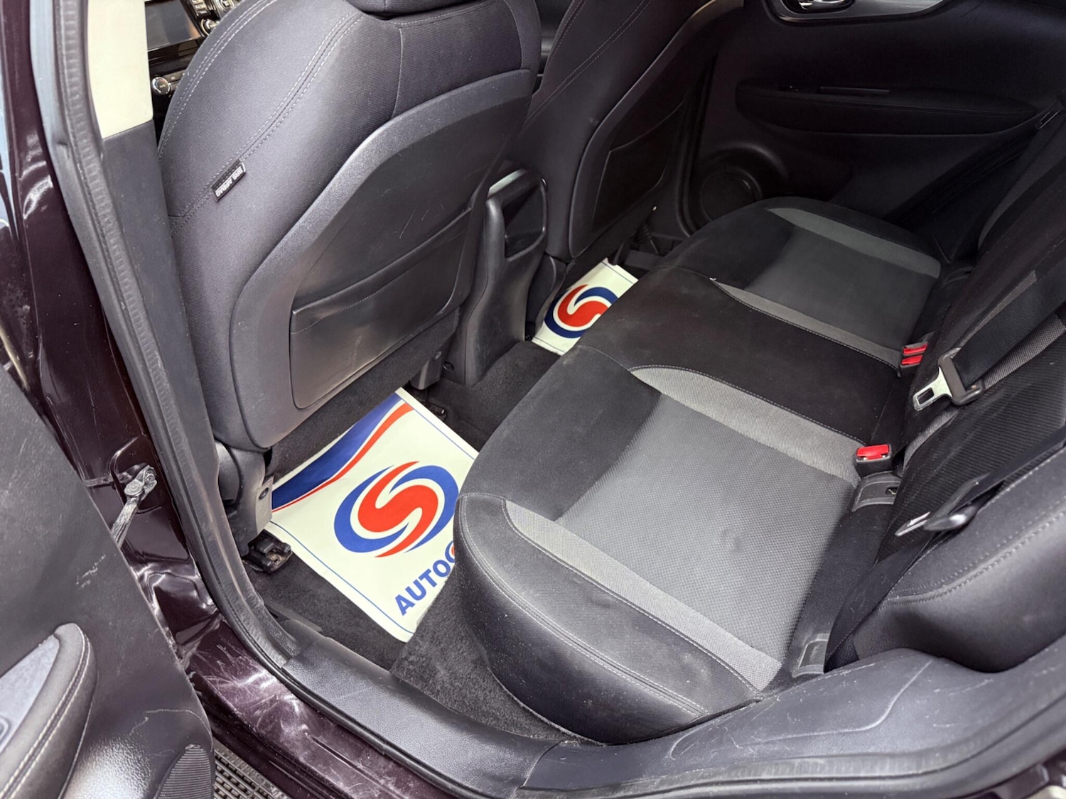 Used Nissan Qashqai 2017 for sale - 77646652: Photo 33