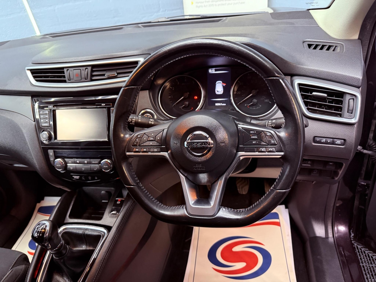 Used Nissan Qashqai 2017 for sale - 77646652: Photo 46