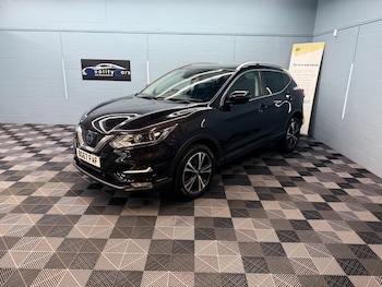 Used Nissan Qashqai 2017 for sale - 77646652: Photo