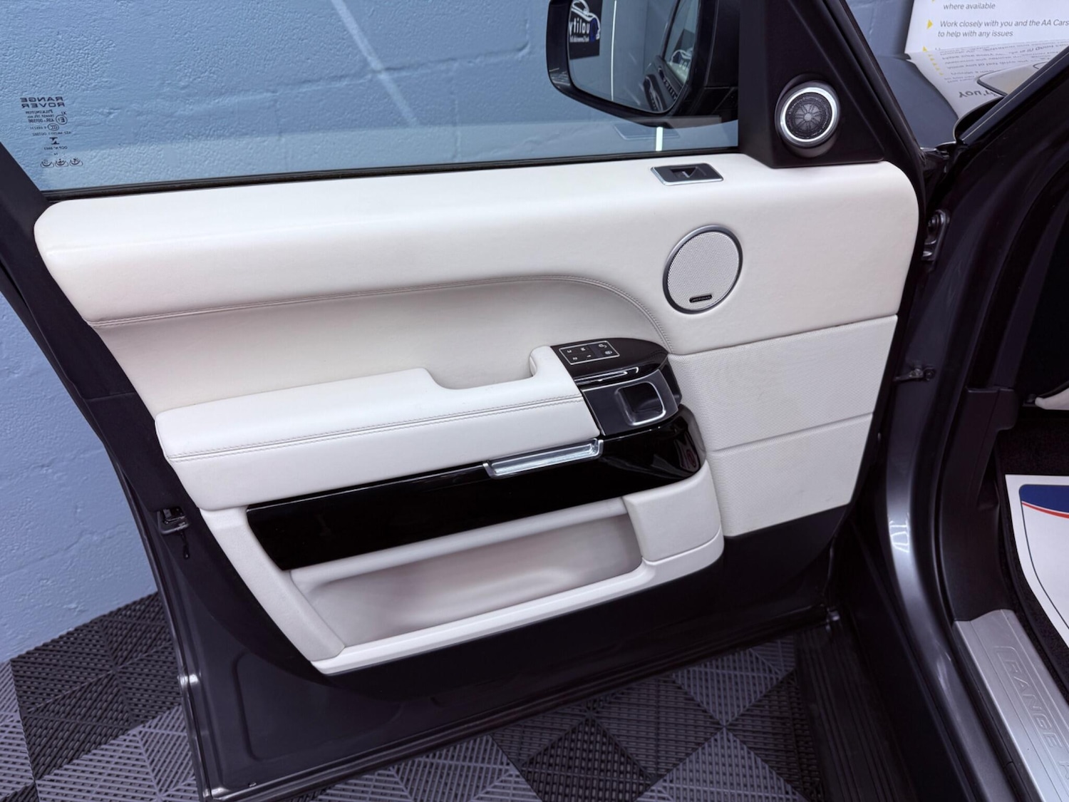 Used Land Rover Range Rover 2014 for sale - 76990857: Photo 29