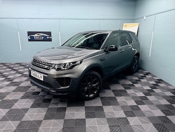 Used Land Rover Discovery Sport 2018 for sale - 78562227: Photo