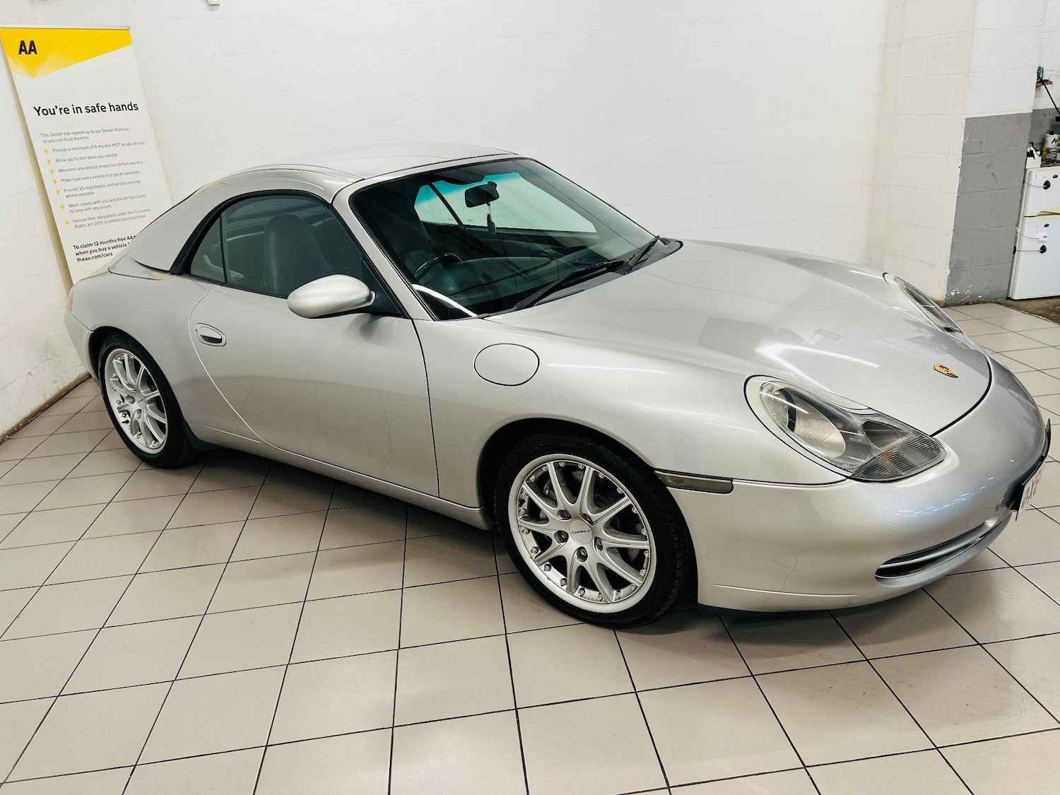 Used Porsche 911 2000 for sale - 76238875: Photo 2