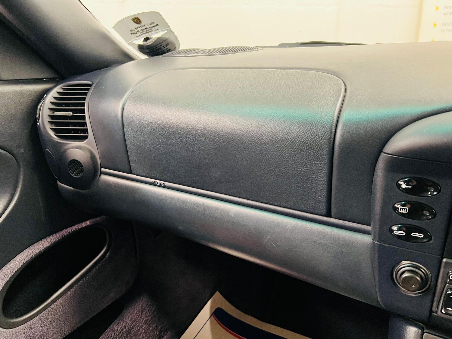 Used Porsche 911 2000 for sale - 76238875: Photo 40