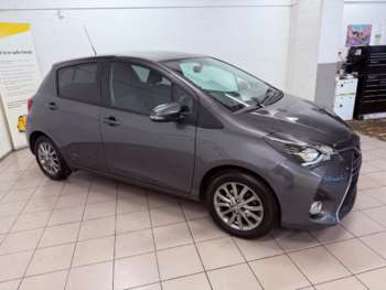 Used Toyota Yaris 2016 for sale - 74776850: Photo