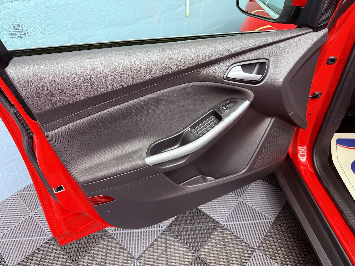 Used Ford Focus 2015 for sale - 76166364: Photo 24