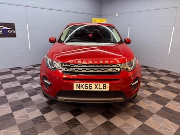 Used Land Rover Discovery Sport 2016 for sale - 76399275: Photo