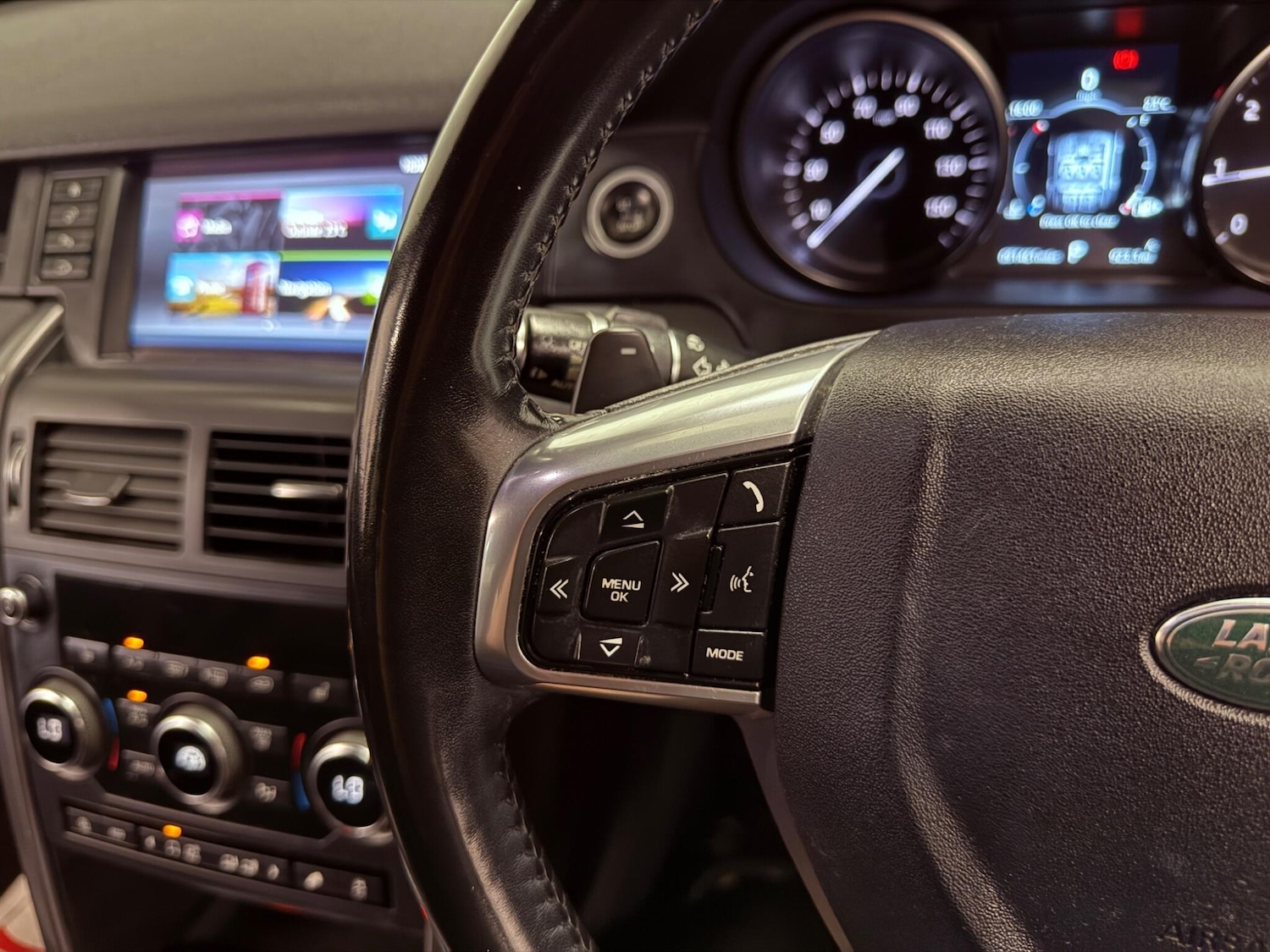 Used Land Rover Discovery Sport 2018 for sale - 77091523: Photo 26