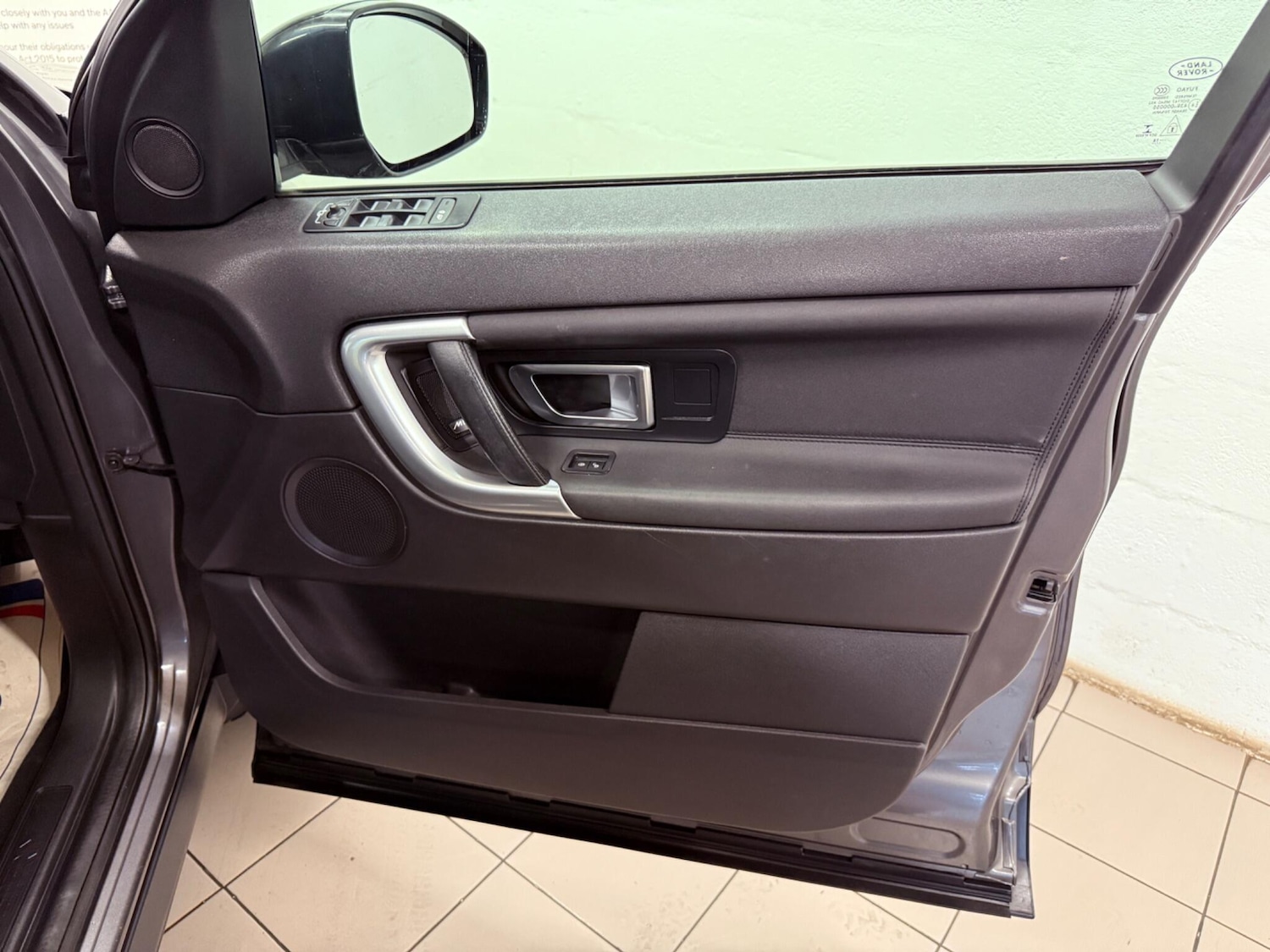 Used Land Rover Discovery Sport 2018 for sale - 77091523: Photo 36