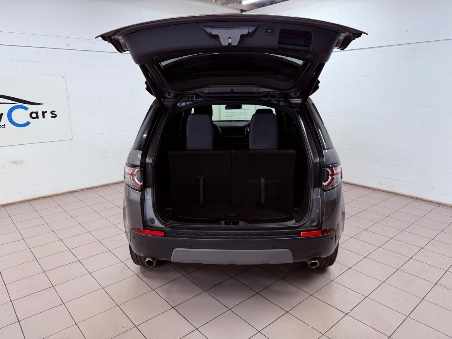 Used Land Rover Discovery Sport 2018 for sale - 77091523: Photo 45