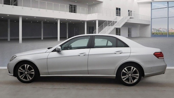 Used Mercedes-Benz E-Class 2014 for sale - 76260045: Photo 4