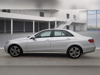 Used Mercedes-Benz E-Class 2014 for sale - 76260045: Photo 4