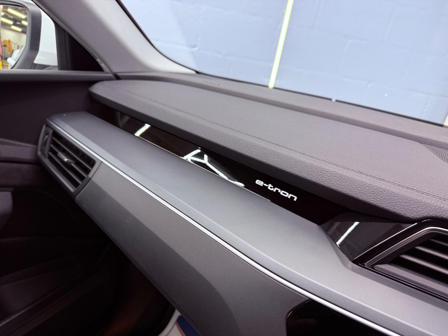 Used Audi e-tron 2020 for sale - 77175394: Photo 23