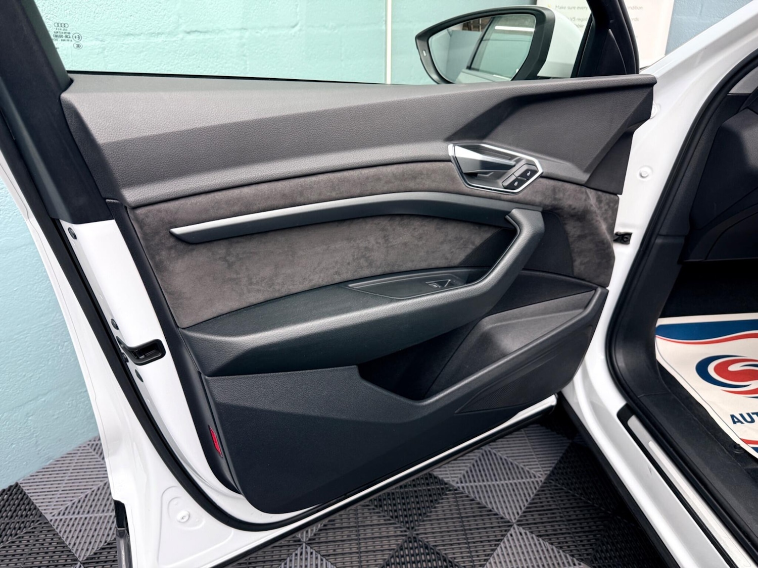 Used Audi e-tron 2020 for sale - 77175394: Photo 37