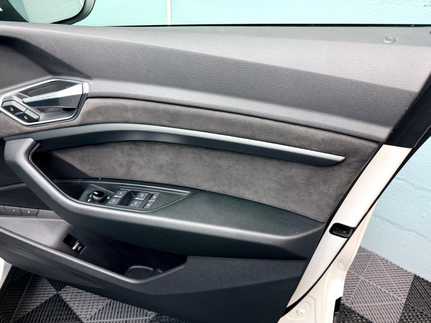 Used Audi e-tron 2020 for sale - 77175394: Photo 70