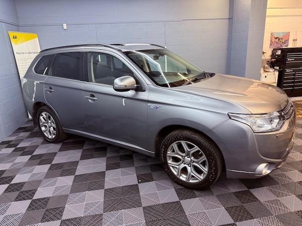 Used Mitsubishi Outlander 2014 for sale - 75257898: Photo 3