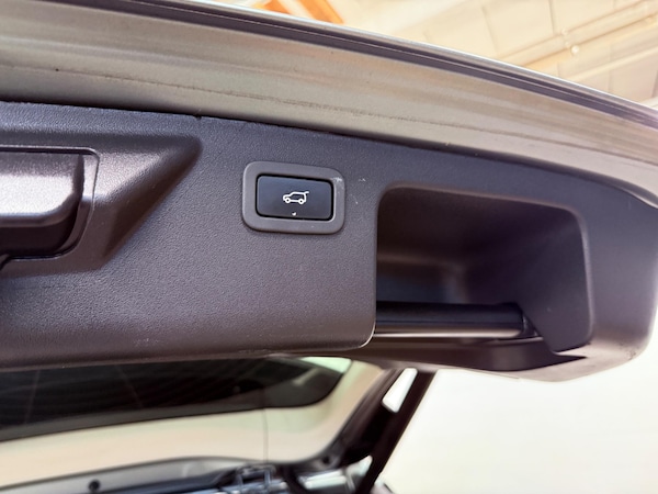 Used Land Rover Discovery Sport 2018 for sale - 75246279: Photo 17