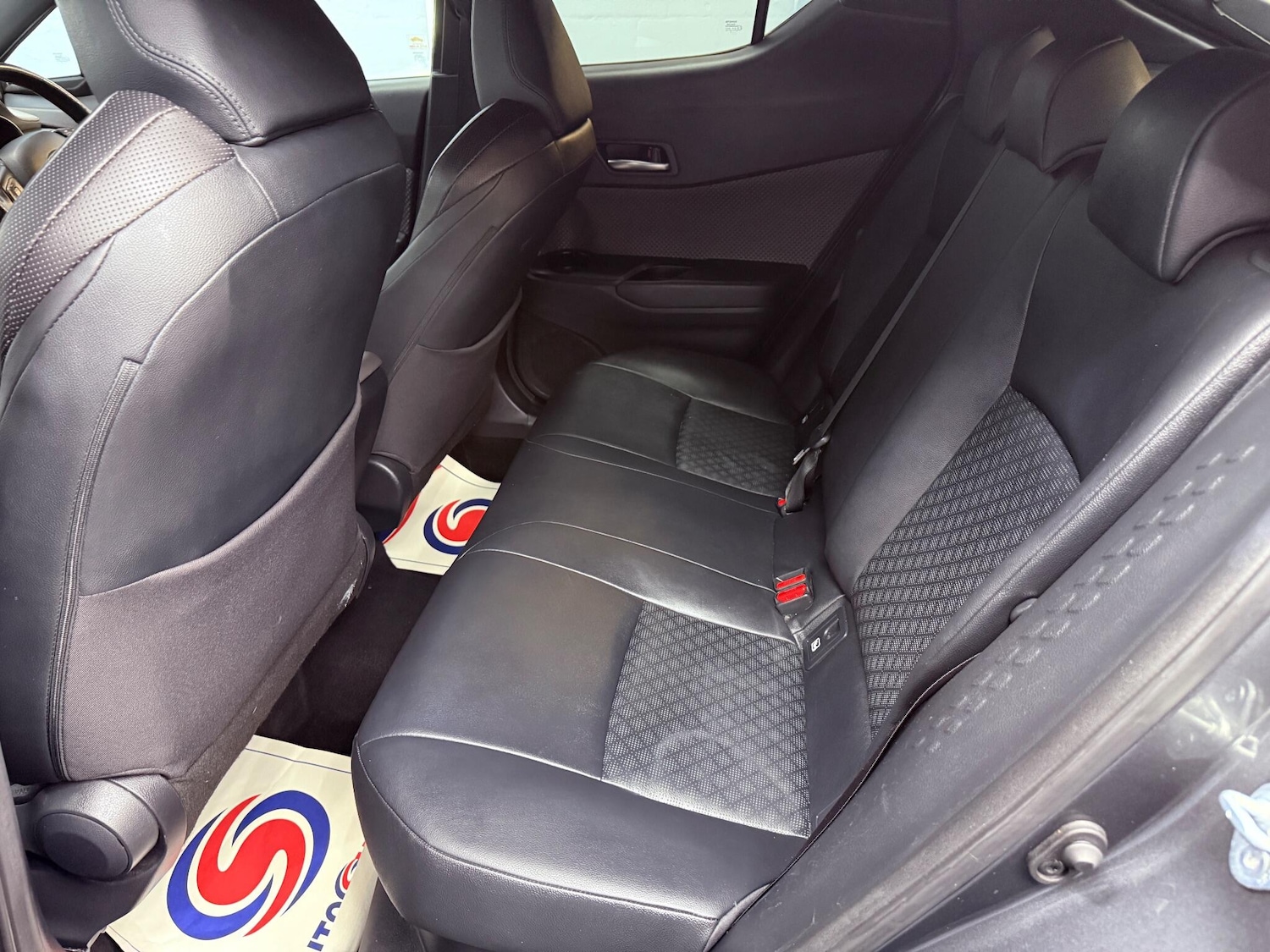 Used Toyota C-HR 2020 for sale - 76214371: Photo 32