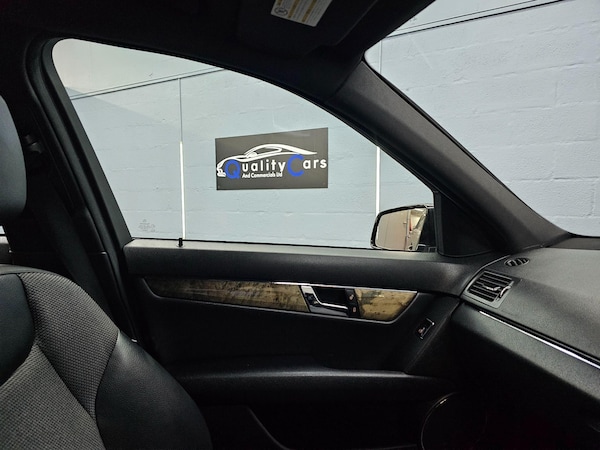 Used Mercedes-Benz C-Class 2010 for sale - 75543996: Photo 19