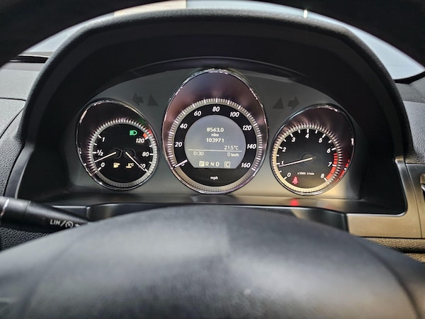 Used Mercedes-Benz C-Class 2010 for sale - 75543996: Photo 28