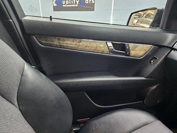 Used Mercedes-Benz C-Class 2010 for sale - 75543996: Photo 34
