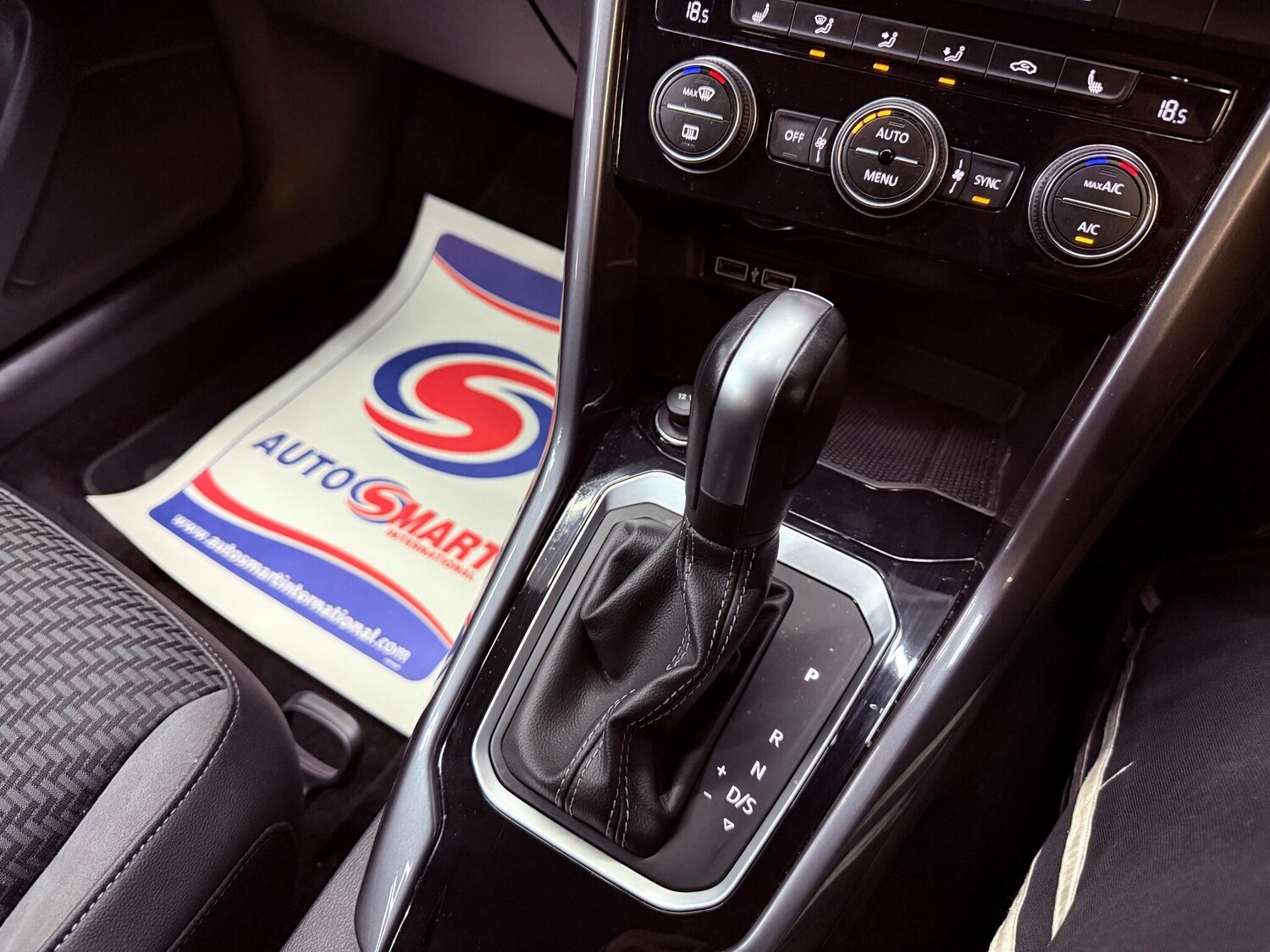 Used Volkswagen T-Roc 2020 for sale - 76260148: Photo 20