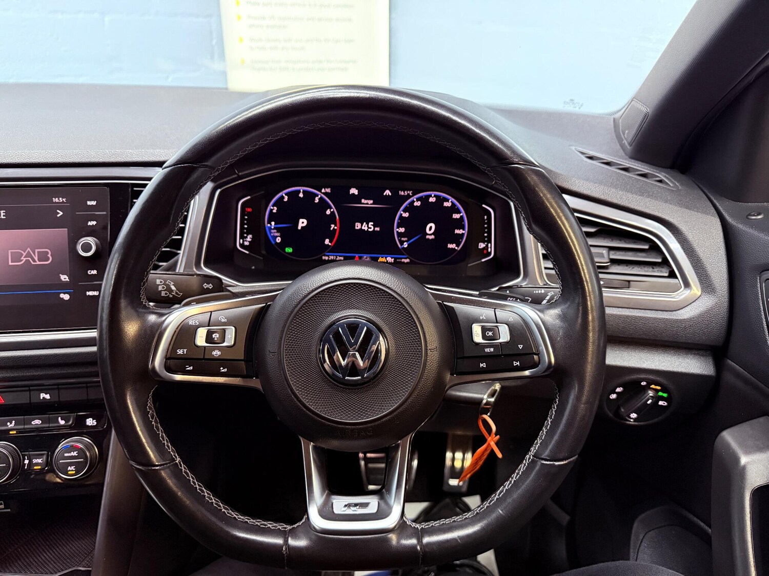 Used Volkswagen T-Roc 2020 for sale - 76260148: Photo 28