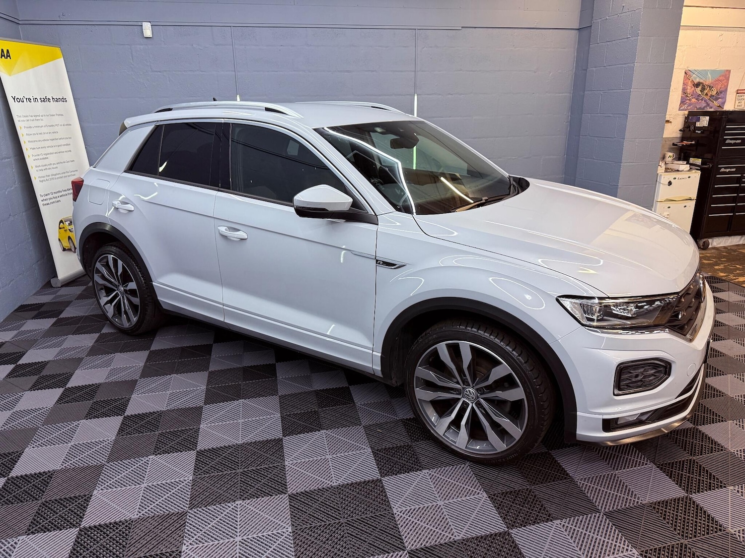 Used Volkswagen T-Roc 2020 for sale - 76260148: Photo 4