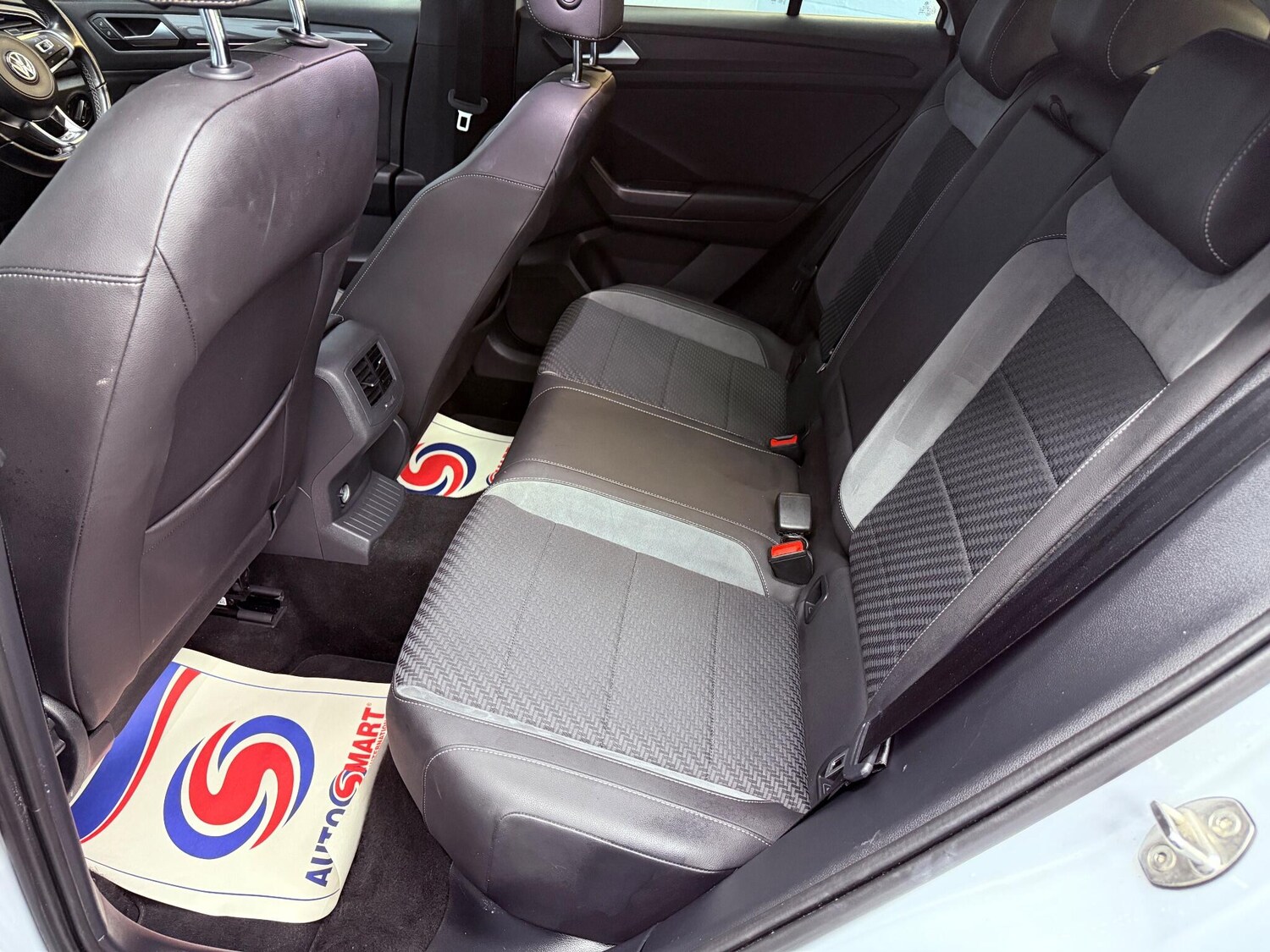 Used Volkswagen T-Roc 2020 for sale - 76260148: Photo 40